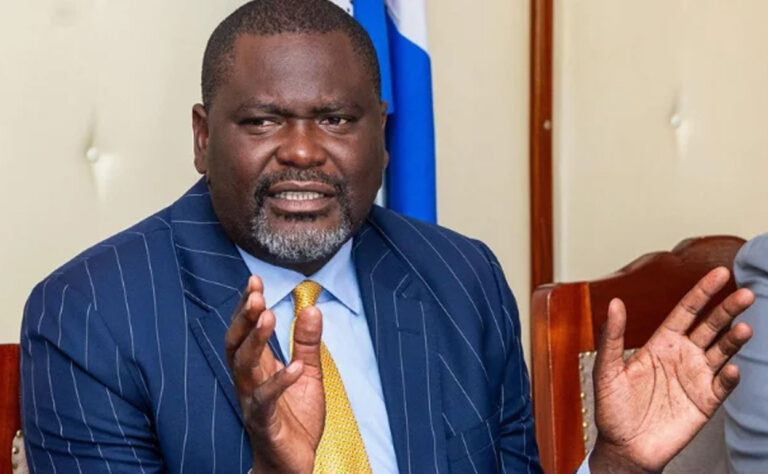 Gov't Proposes Shifting Civil Servants from Permanent to Contract Terms