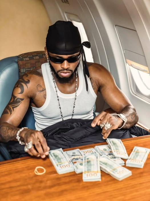 Leaked WhatsApp Chats: MP Baba Levo Borrows KSh 149k from Diamond Platnumz