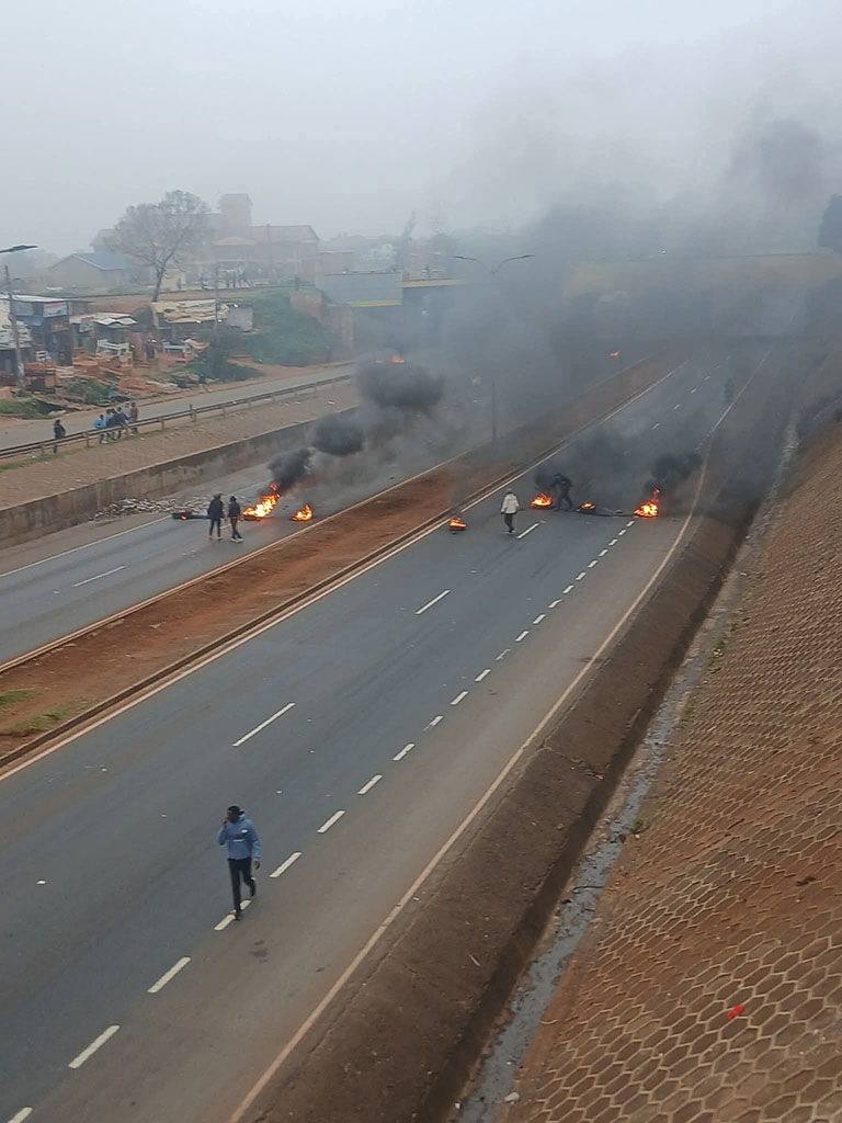 Southern Bypass Blocked with Burning Tyres Ahead of Rigathi Gachagua’s Visit